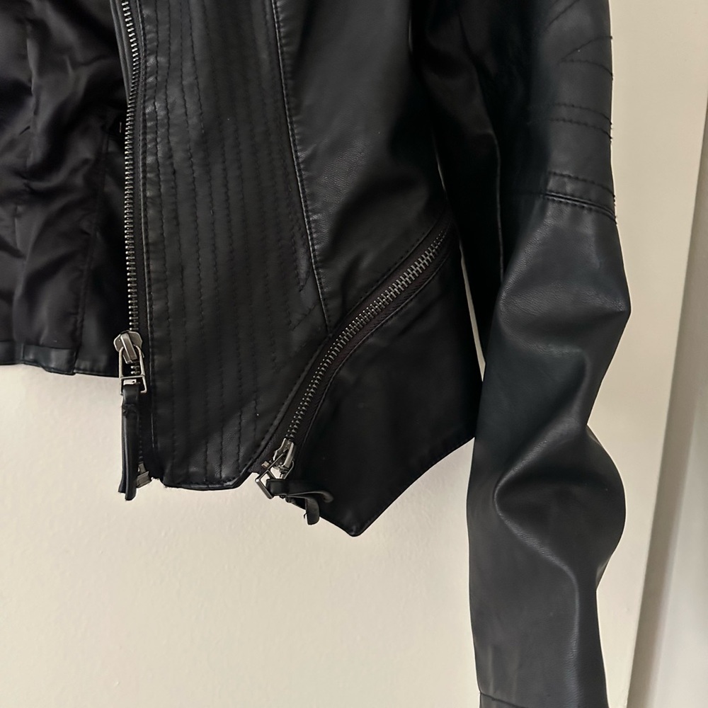 Gorgeous Faux Leather Jacket!